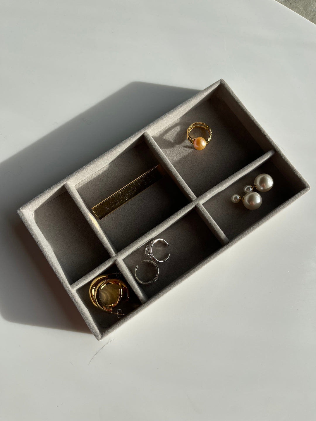 Andcopenhagen Jewelry - Smykke organizer Sally  - 3 skuffer med velour bakker - Plexiglas