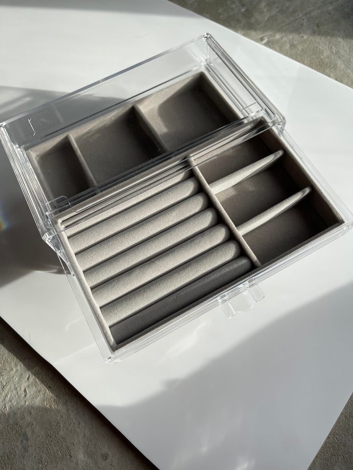 Andcopenhagen Jewelry - Smykke organizer Sally  - 3 skuffer med velour bakker - Plexiglas