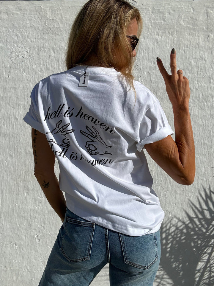 Sassy Copenhagen t-shirts & toppe Statement t-shirt - The meaning of life - Helia - Sassy Copenhagen