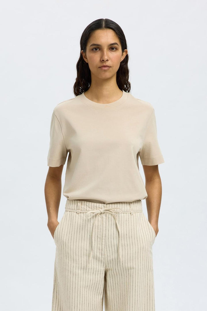 Selected Femme - T-shirt - Oatmeal - Essential