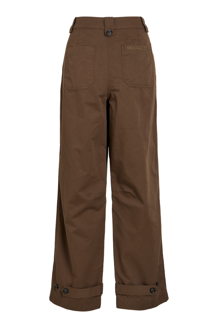 Vila ROUFIONA HW W/F F/L TROUSER in dark brown cotton fabric, wide-leg fit, back view showing pockets and button details.